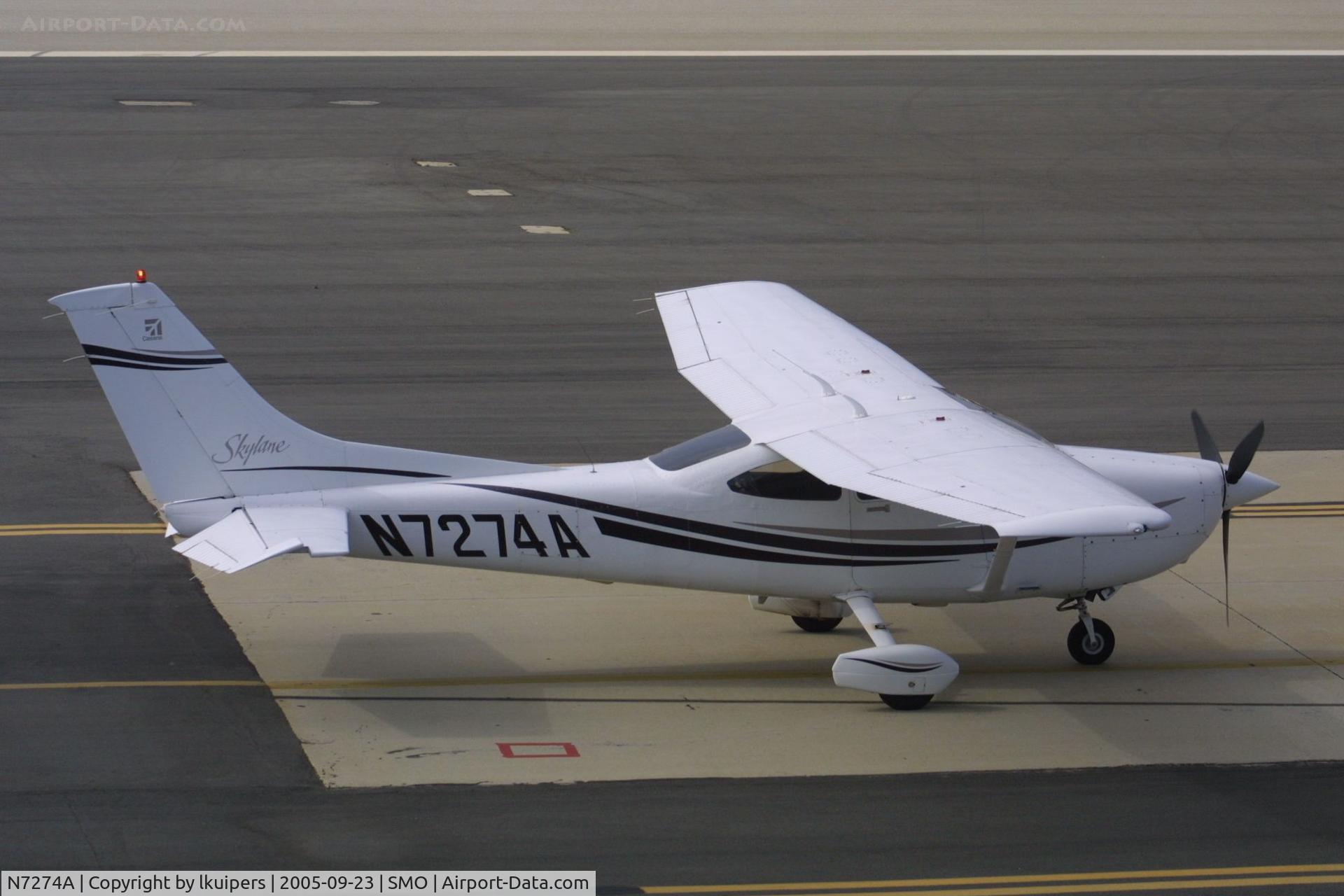 N7274A, 1999 Cessna 182S Skylane C/N 18280531, At Santa Monica Airport