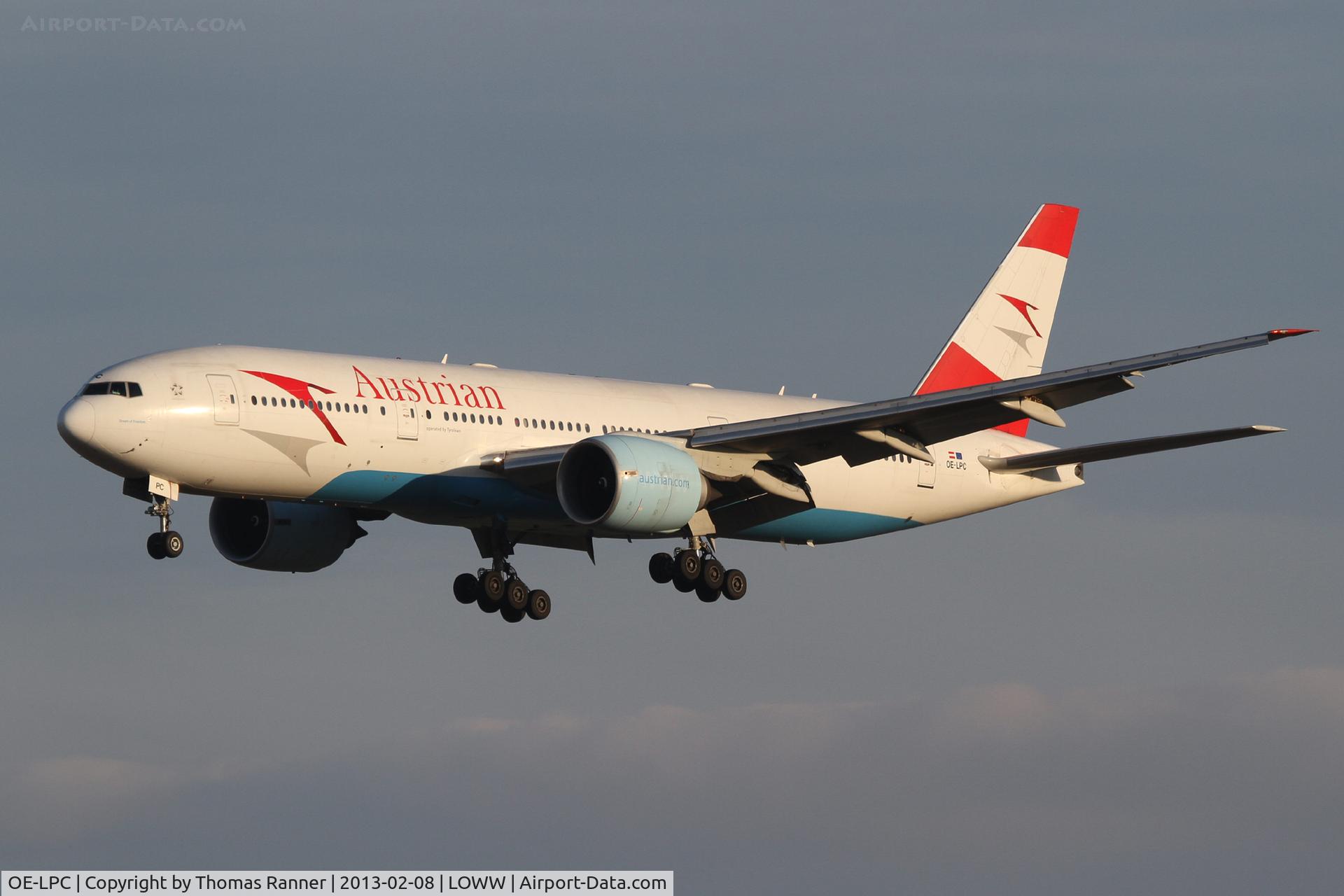 OE-LPC, 2002 Boeing 777-2Z9/ER C/N 29313, Austrian Boeing 777