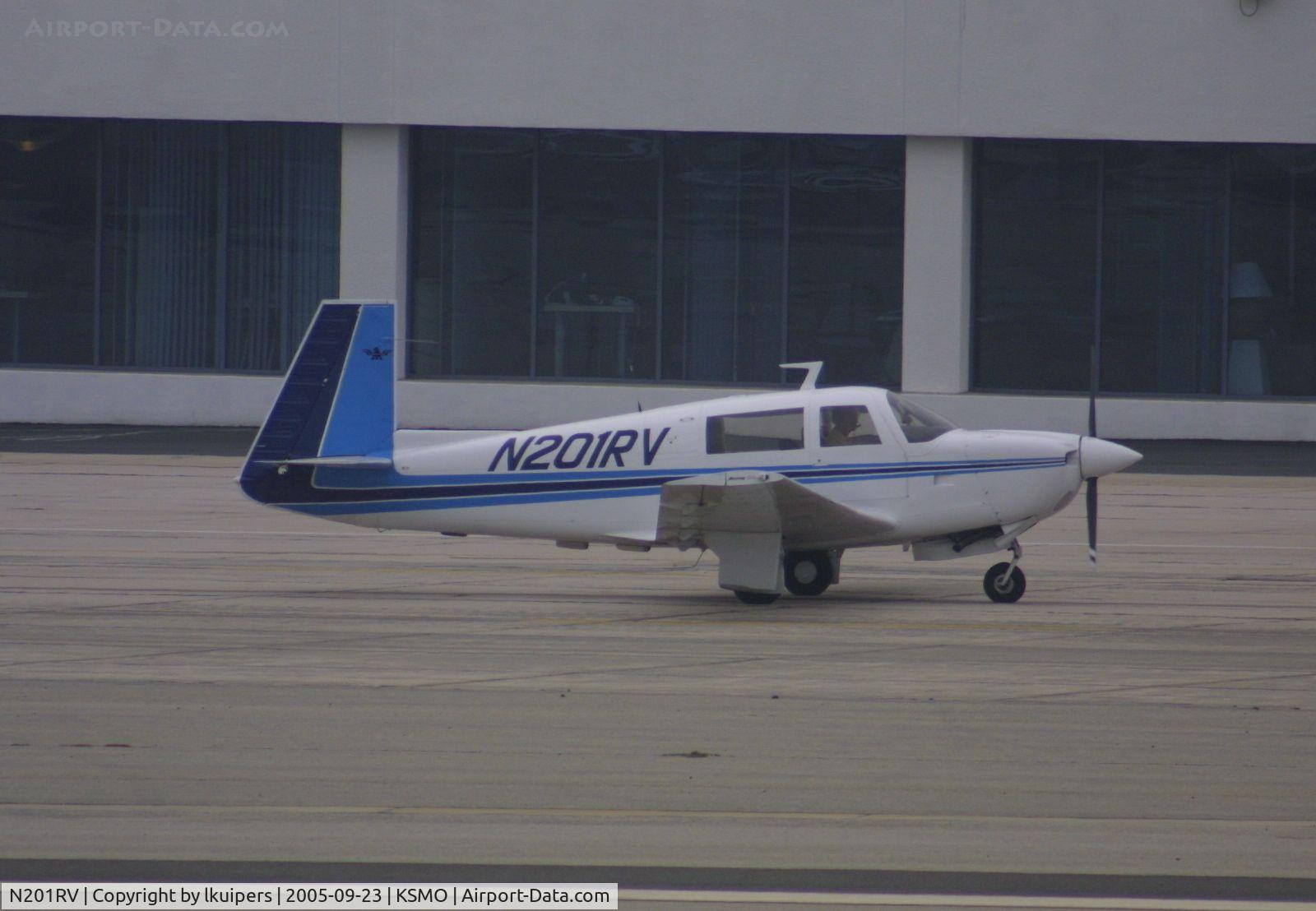 N201RV, 1977 Mooney M20J 201 C/N 24-0256, At Santa Monica Airport