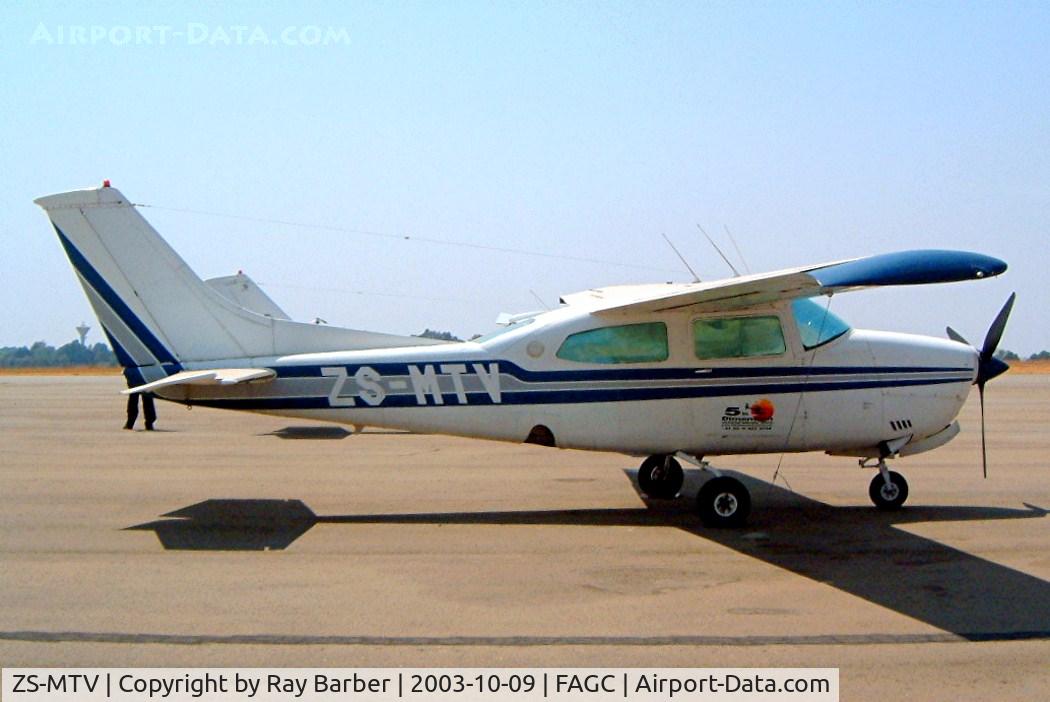 ZS-MTV, Cessna 210M Centurion C/N 21062800, Cessna 210M Centurion [210-62800] Grand Central~ZS 09/10/2003.