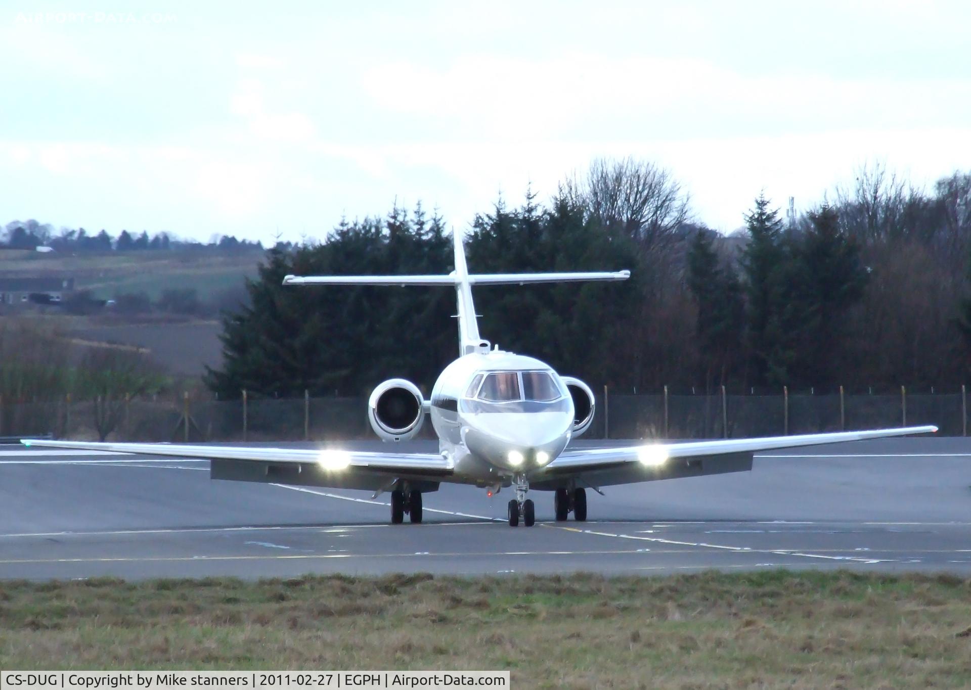 CS-DUG, 2008 Hawker Beechcraft 750 C/N HB-20, Netjets Hawker 750 on taxiway bravo 1