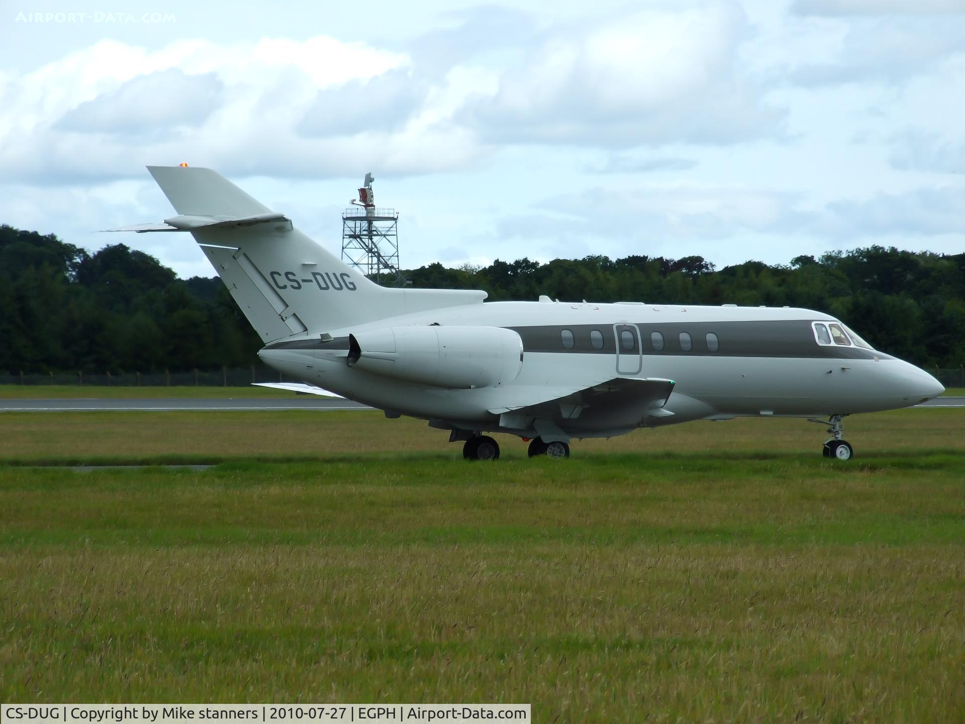 CS-DUG, 2008 Hawker Beechcraft 750 C/N HB-20, netjets Hawker 750 arrives at EDI