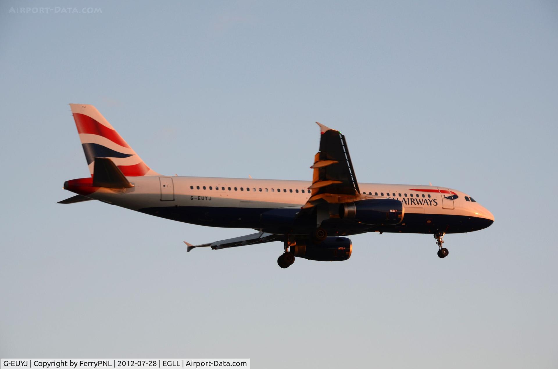 G-EUYJ, 2010 Airbus A320-232 C/N 4464, Landing during sunset