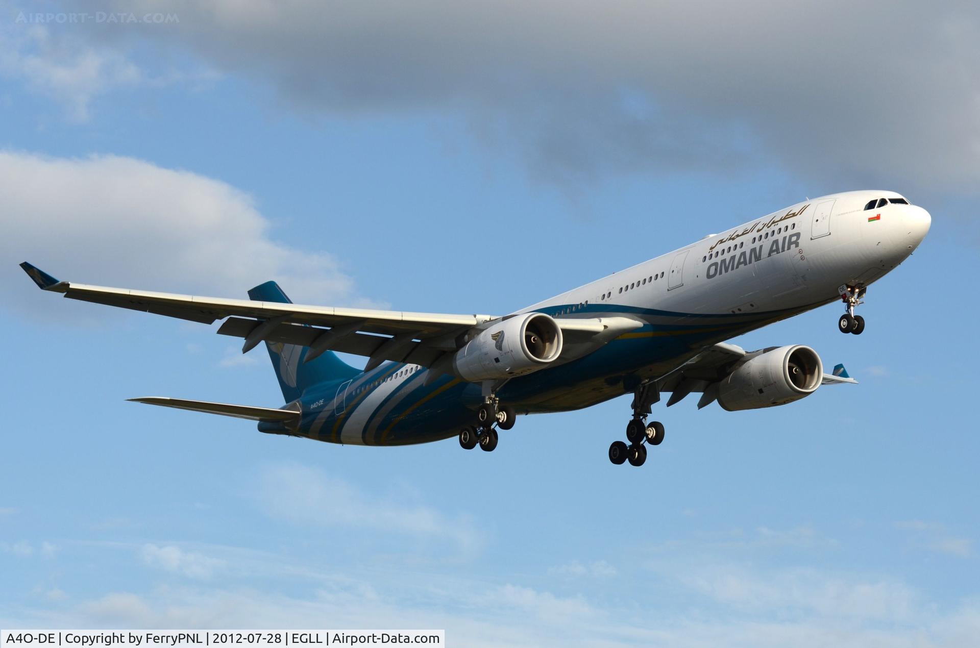 A4O-DE, 2009 Airbus A330-343 C/N 1093, Oman A333 landing in LHR