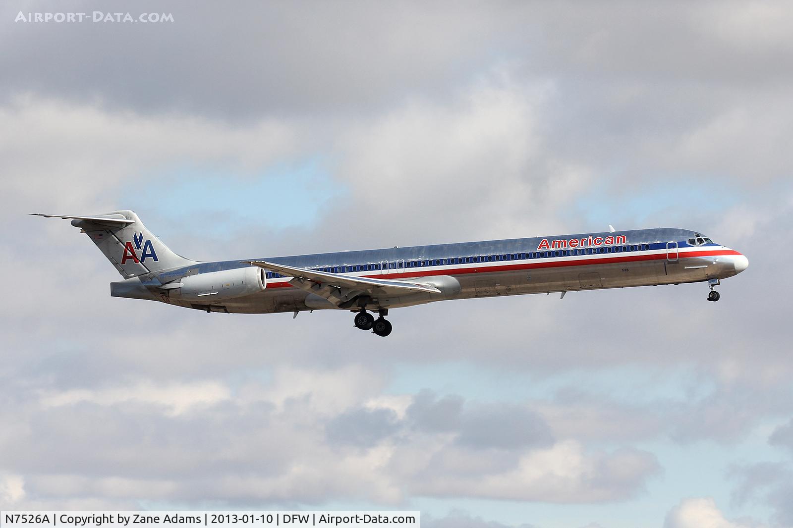 N7526A, 1990 McDonnell Douglas MD-82 (DC-9-82) C/N 49918, American Airlines landing at DFW Airport