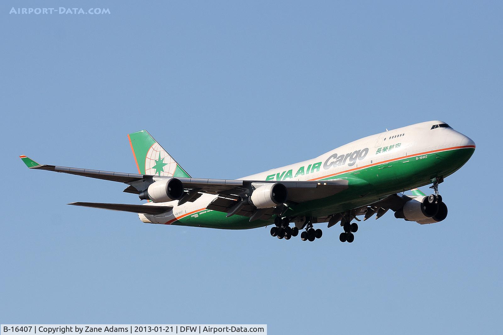 B-16407, 1995 Boeing 747-45E C/N 27899, Landing at DFW Airport