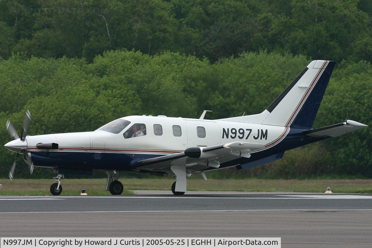 N997JM, 2003 Socata TBM-700 C/N 244, Just about to depart on runway 26.
