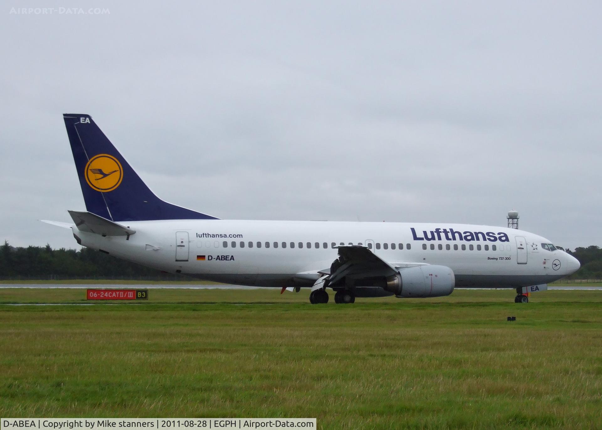 D-ABEA, 1990 Boeing 737-330 C/N 24565, Lufthansa Boeing 737-300 arrives From Frankfurt