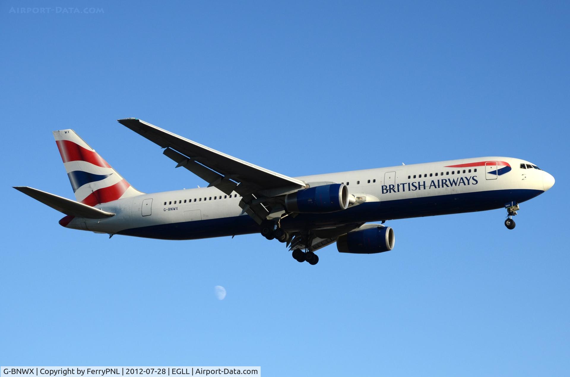 G-BNWX, 1994 Boeing 767-336 C/N 25832, BA B763 on finals LHR