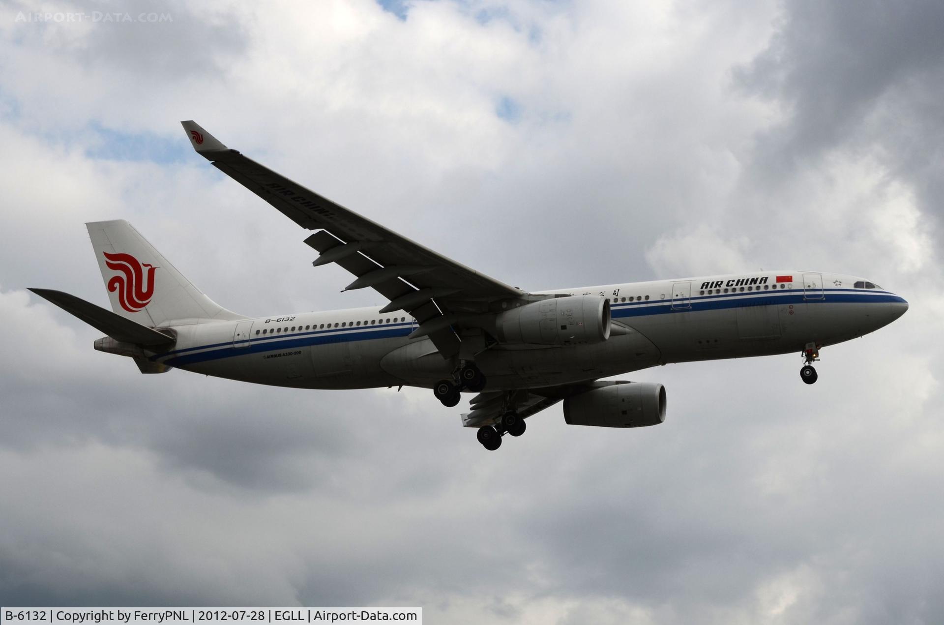 B-6132, 2008 Airbus A330-243 C/N 944, Air China A332