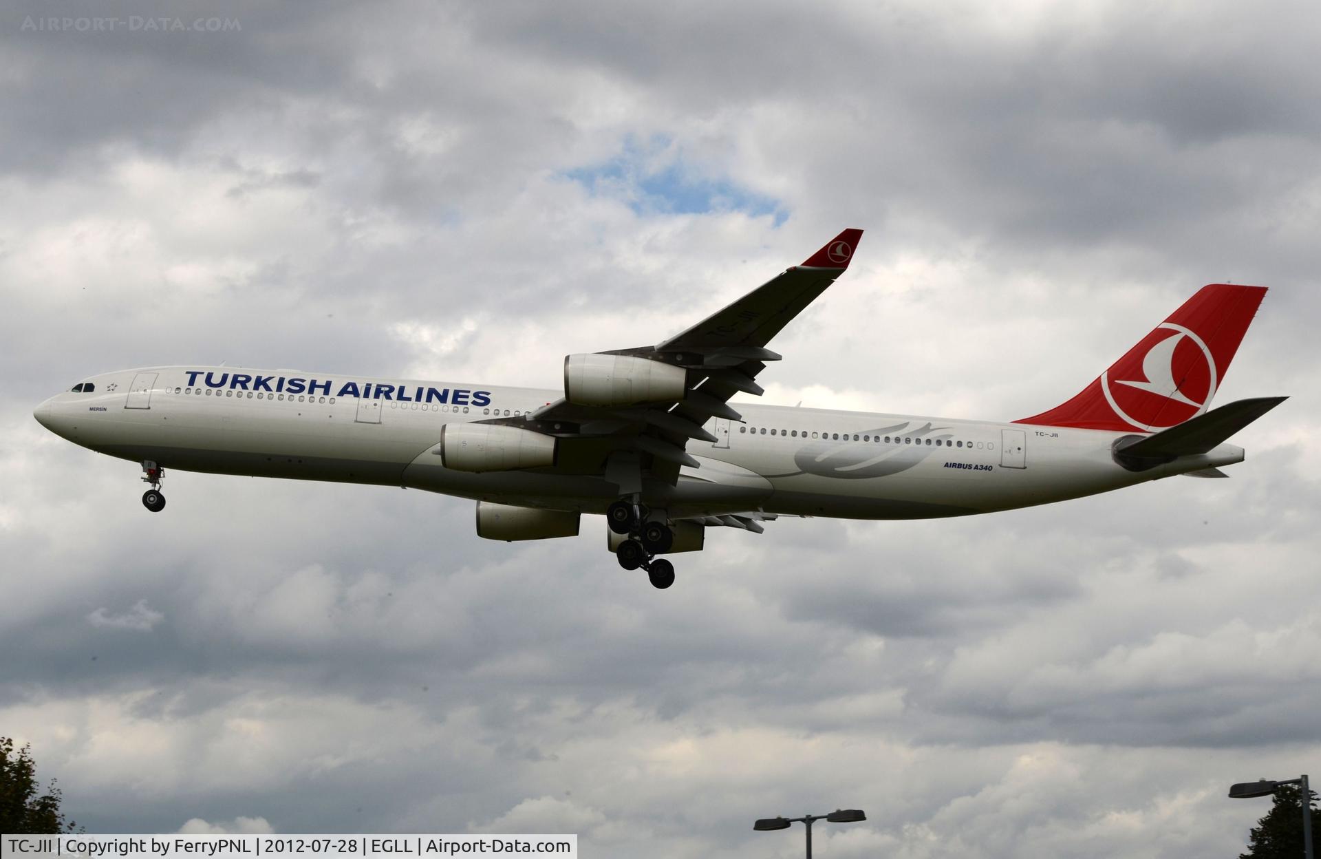 TC-JII, 2000 Airbus A340-313 C/N 331, Turkish A343 landing