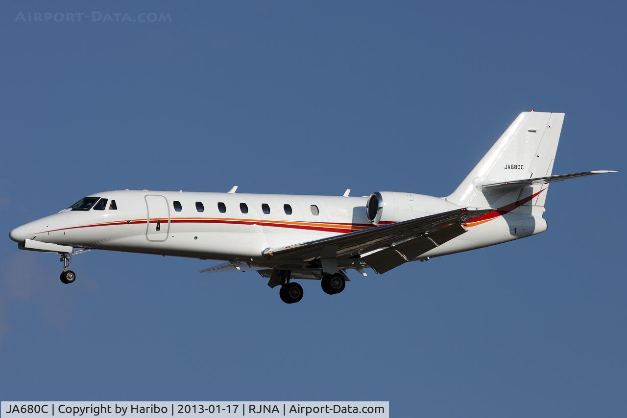 JA680C, 2007 Cessna 680 Citation Sovereign C/N 680-0173, On short final for RWY 34.