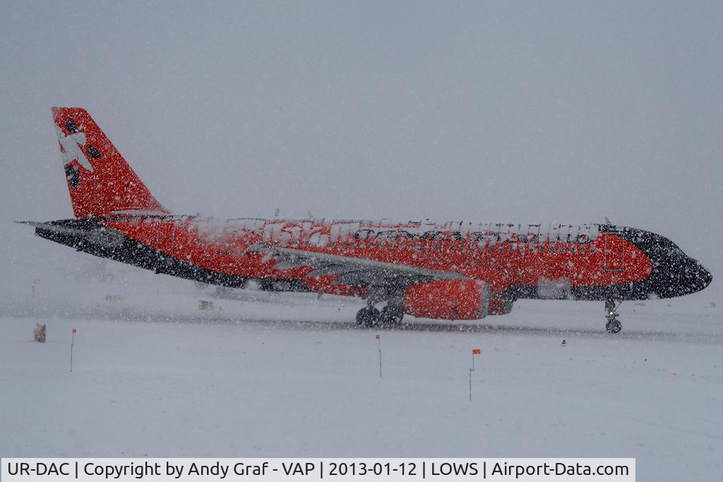UR-DAC, 1997 Airbus A320-233 C/N 733, Donbassaero A320