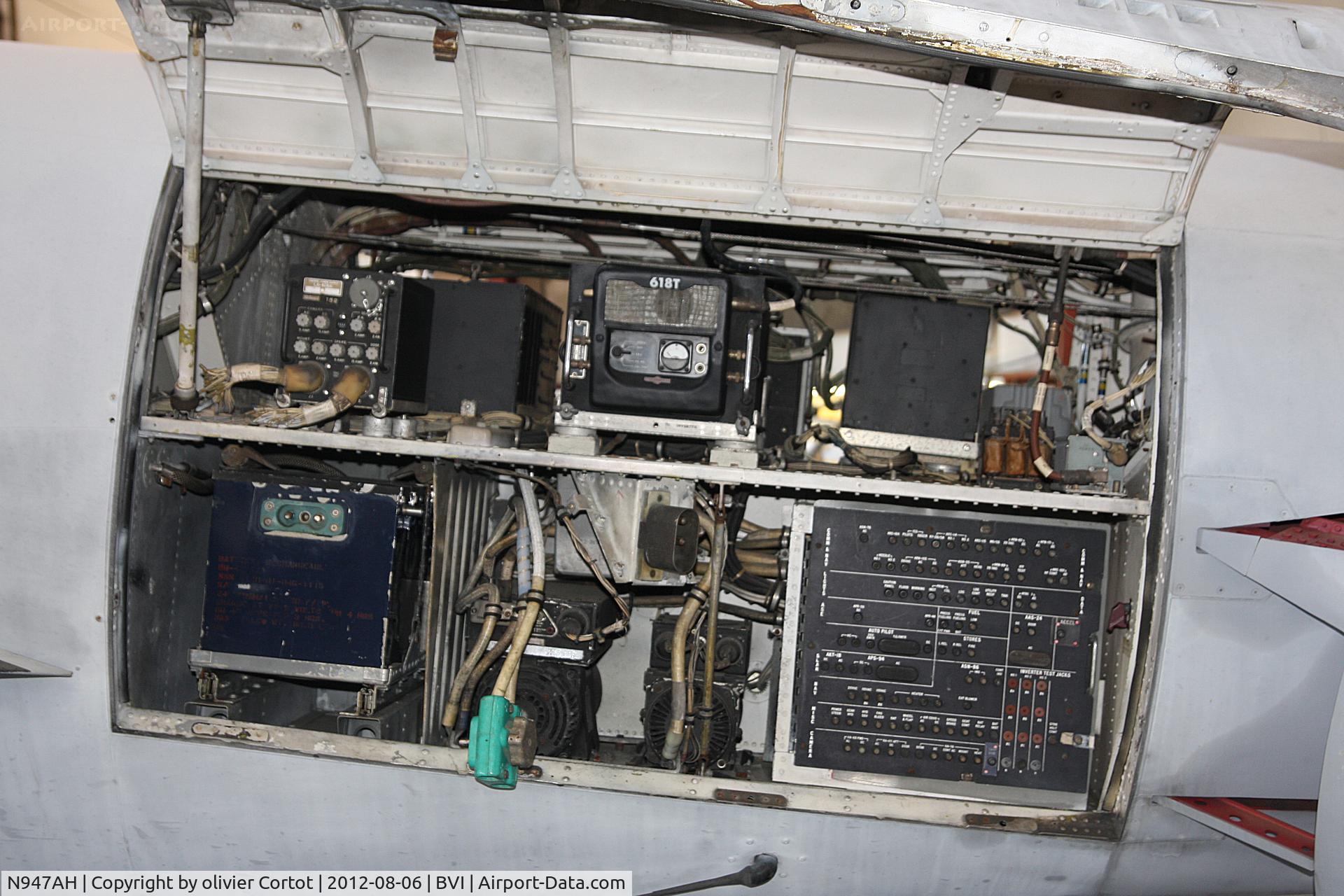 N947AH, 1968 Grumman OV-1D Mohawk C/N 151C, electronic bay