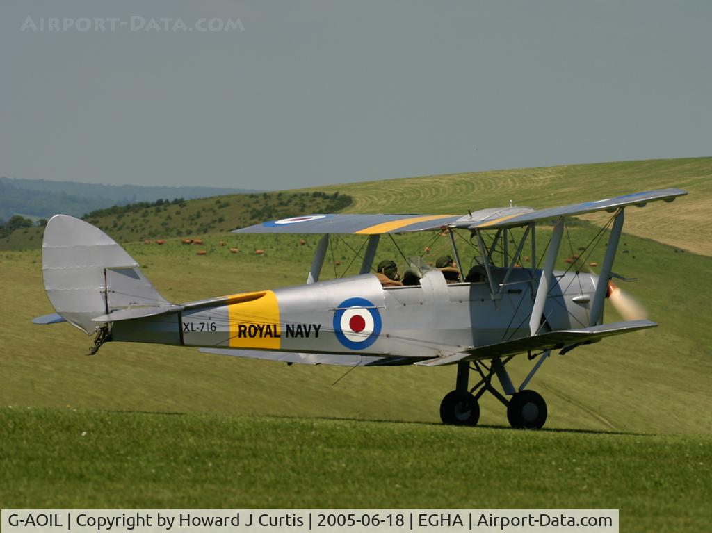 G-AOIL, 1940 De Havilland DH-82A Tiger Moth II C/N 83673, Painted as XL-716.