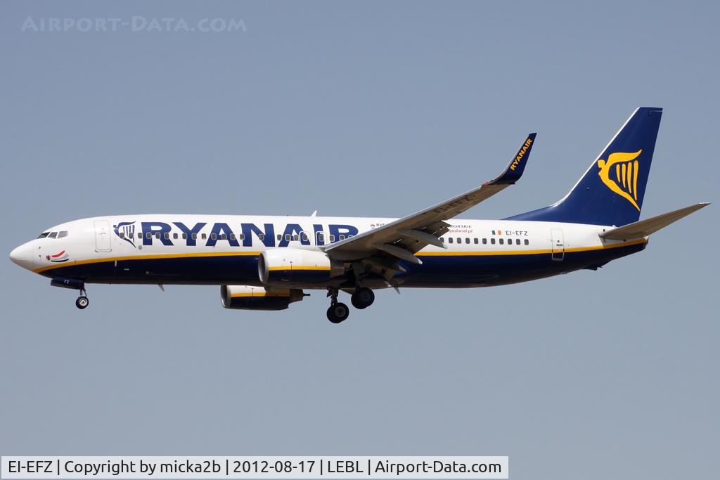 EI-EFZ, 2009 Boeing 737-8AS C/N 38489, Landing