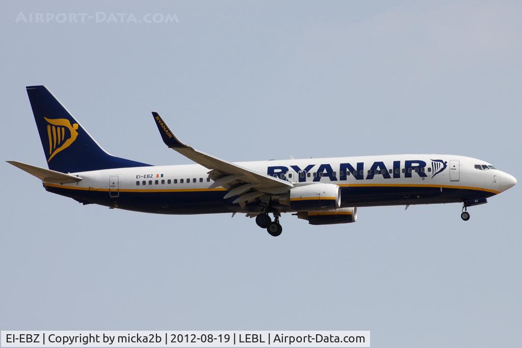 EI-EBZ, 2009 Boeing 737-8AS C/N 35008, Landing