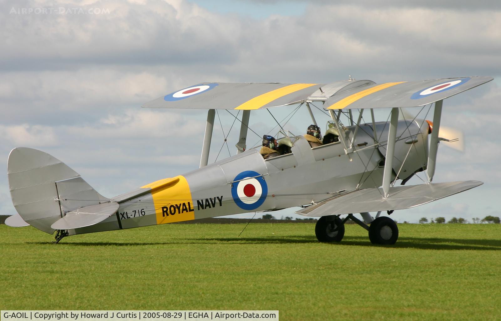 G-AOIL, 1940 De Havilland DH-82A Tiger Moth II C/N 83673, Painted as XL-716.