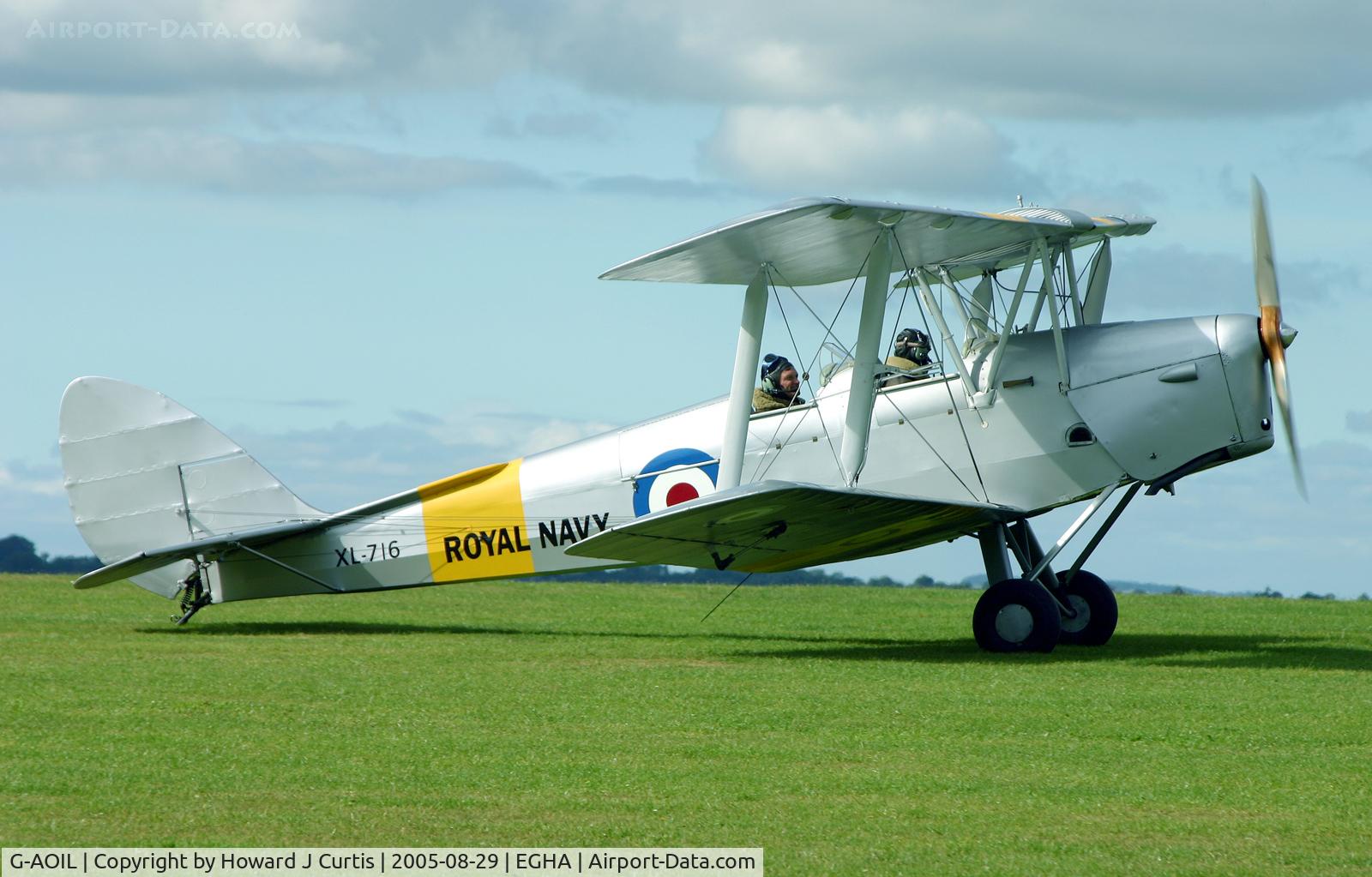 G-AOIL, 1940 De Havilland DH-82A Tiger Moth II C/N 83673, Painted as XL-716.