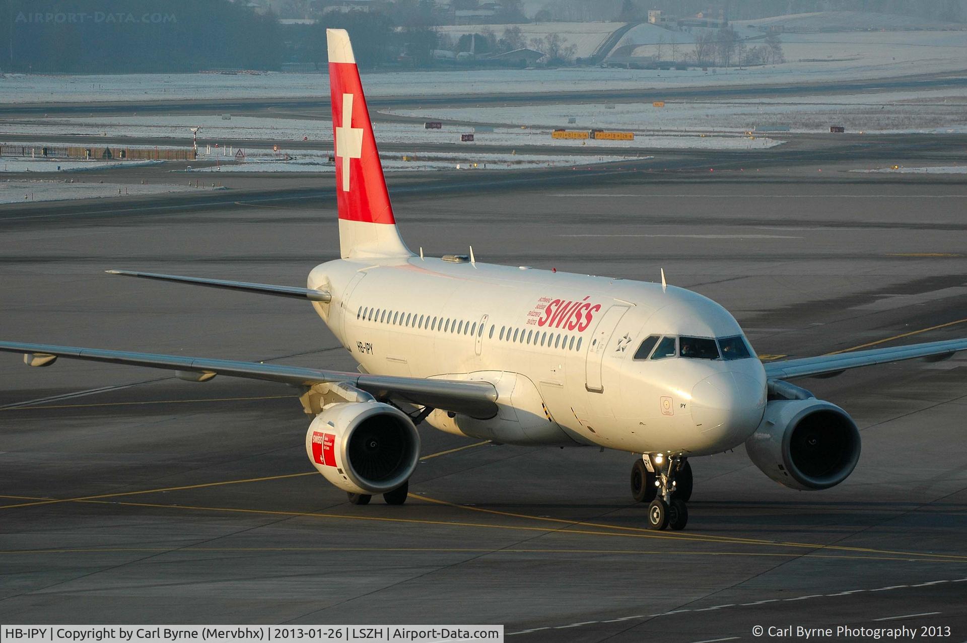 HB-IPY, 1996 Airbus A319-112 C/N 621, Taken from the Spectator Terrace.