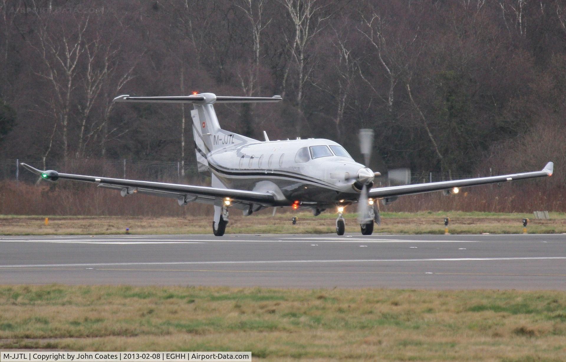M-JJTL, 2009 Pilatus PC-12/47E C/N 1126, Lining up to depart
