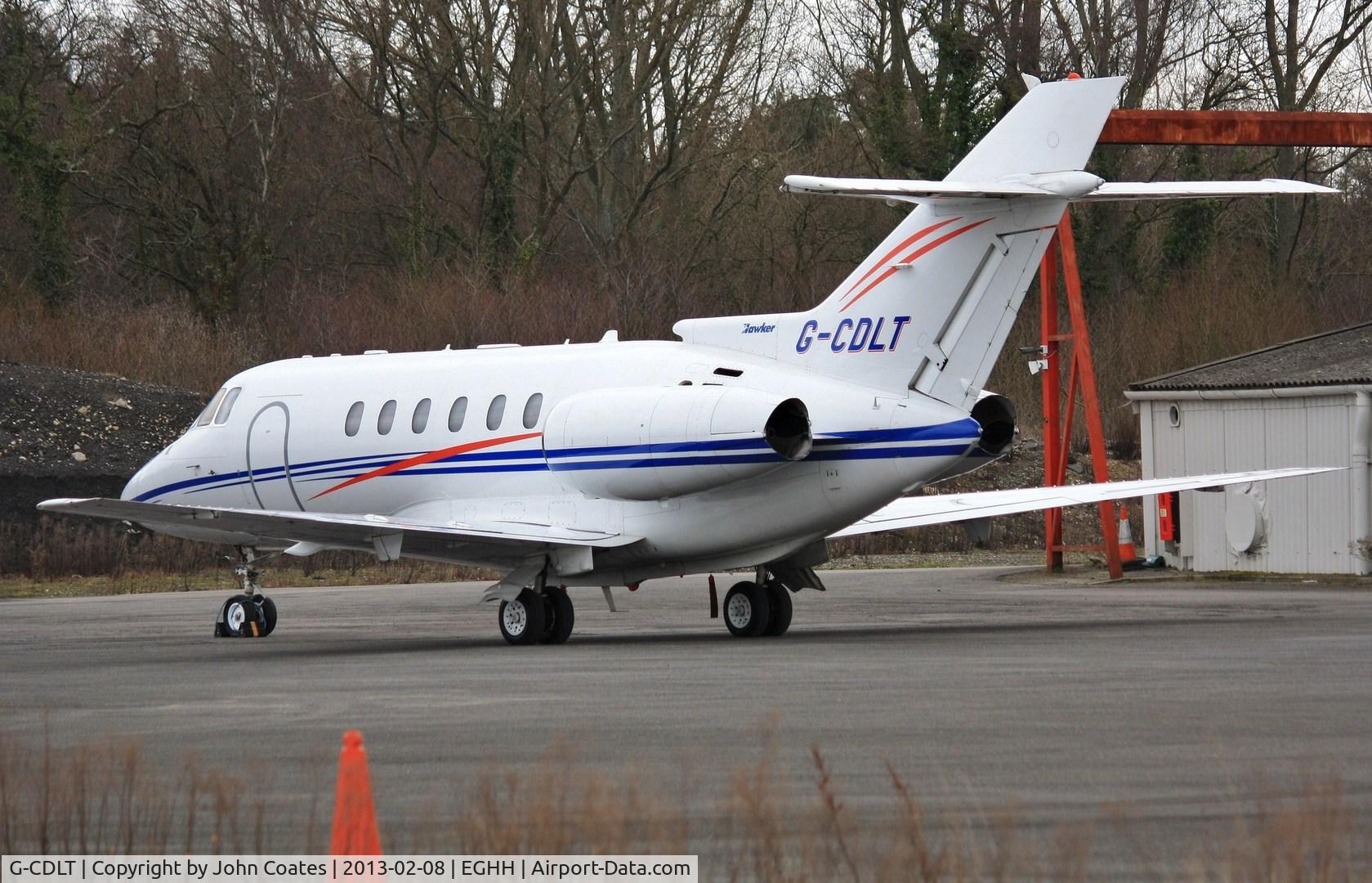 G-CDLT, 2005 Raytheon Hawker 800XP C/N 258710, Preparing to depart JETS