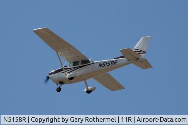 N5158R, 1974 Cessna 172M C/N 17263375, 58 R at 11R