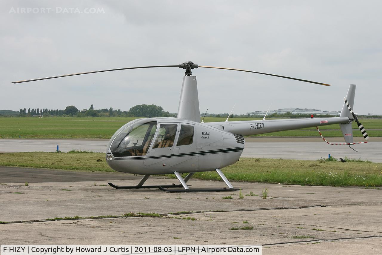 F-HIZY, 2006 Robinson R44  Raven II C/N 11078, Privately owned. Since to PH-KTM.