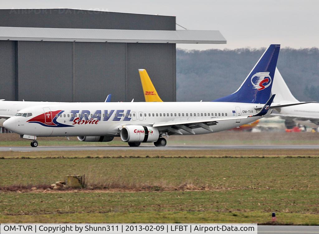 OM-TVR, 2011 Boeing 737-86N C/N 38018, Landing rwy 20