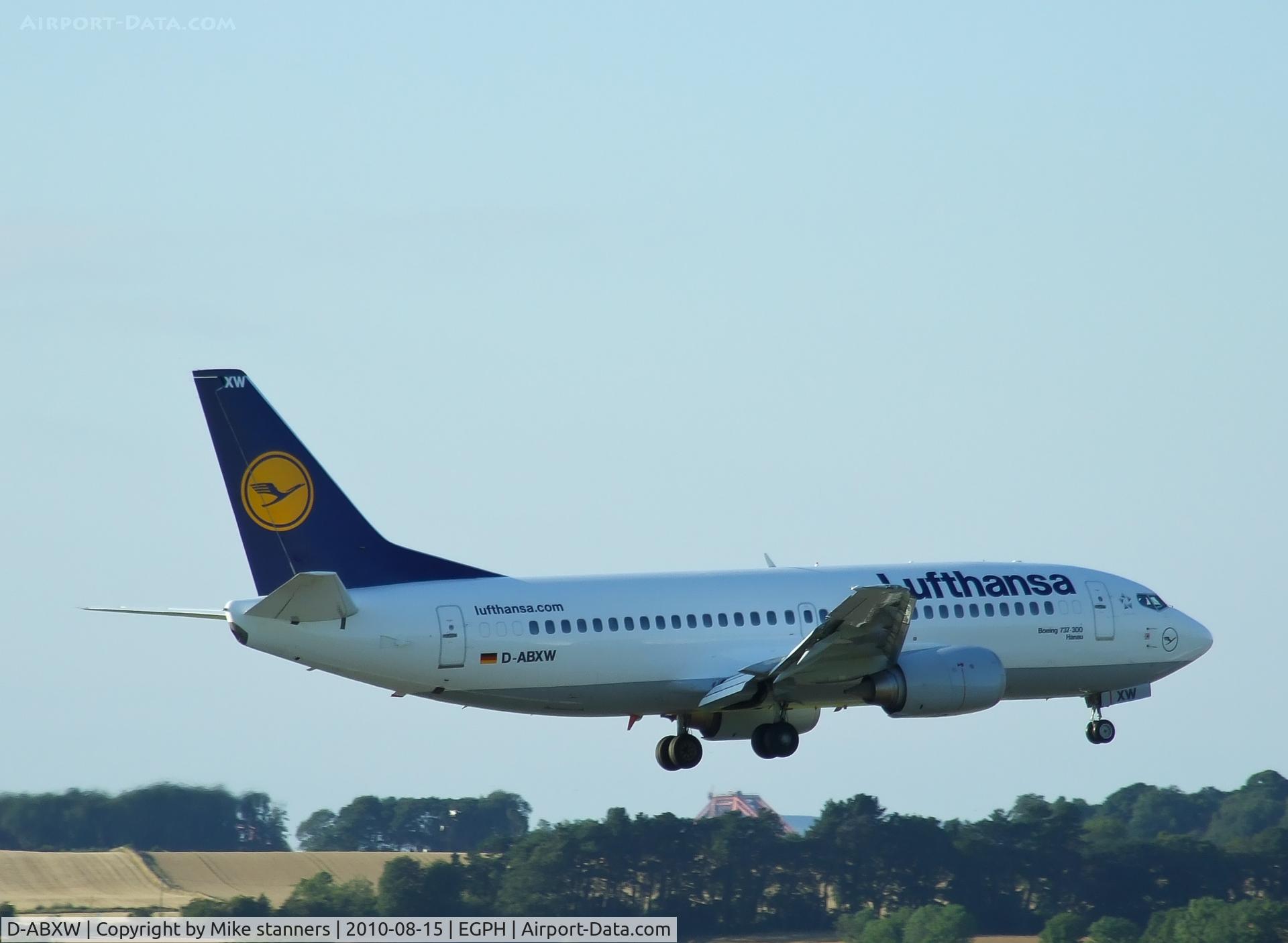 D-ABXW, 1989 Boeing 737-330 C/N 24561, 