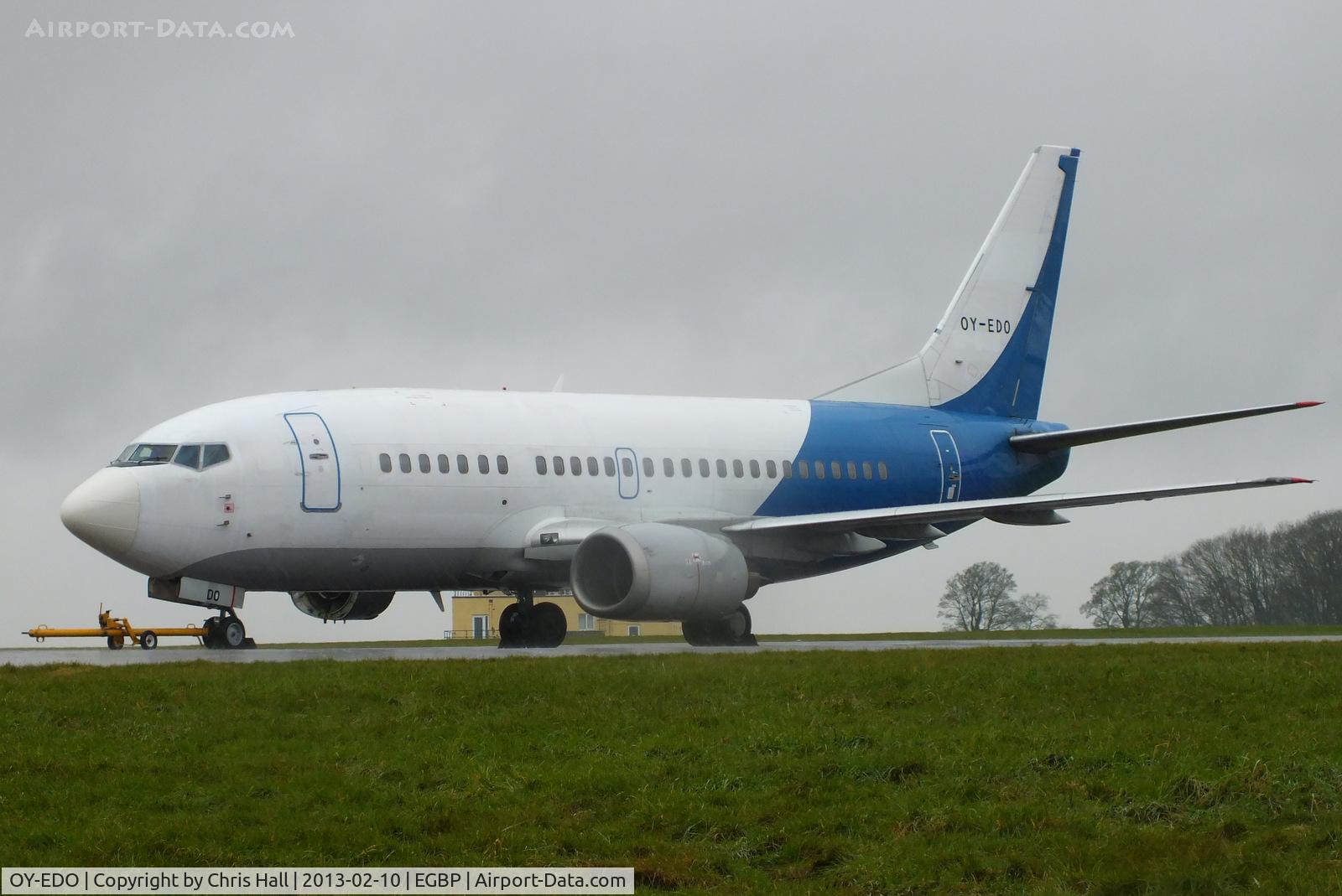OY-EDO, 1992 Boeing 737-548 C/N 25738, in storage at Kemble