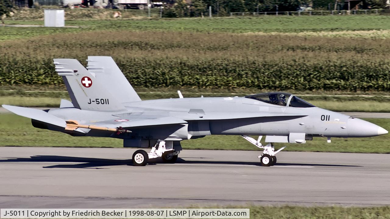 J-5011, McDonnell Douglas F/A-18C Hornet C/N 1351, departure from Payerne AB