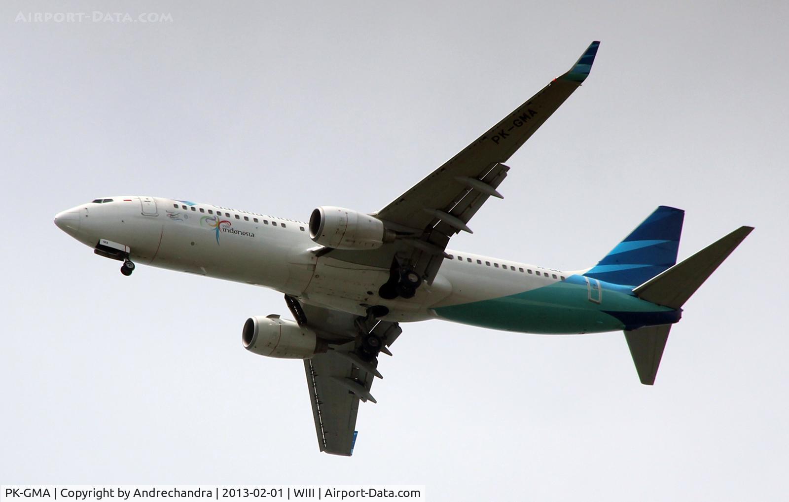 PK-GMA, 2009 Boeing 737-8U3 C/N 30151, PK-GMA landing before the rain