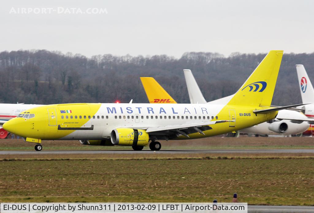 EI-DUS, 1988 Boeing 737-3M8(QC) C/N 24021, Landing rwy 20