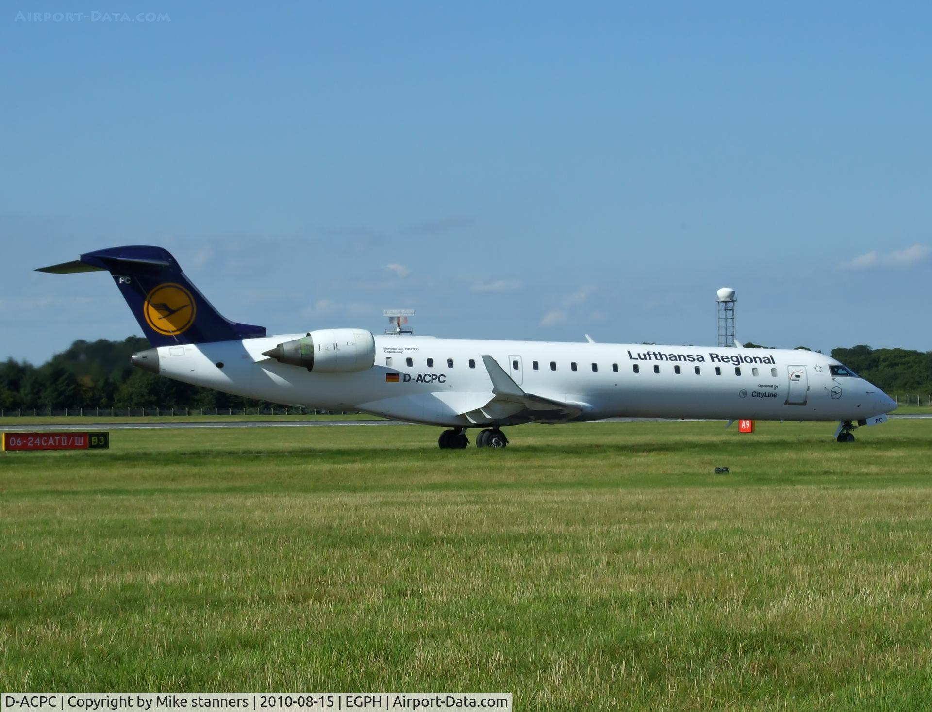 D-ACPC, 2001 Canadair CRJ-701ER (CL-600-2C10) Regional Jet C/N 10014, “Lufthansa 4948” Arrives at EDI From DUS