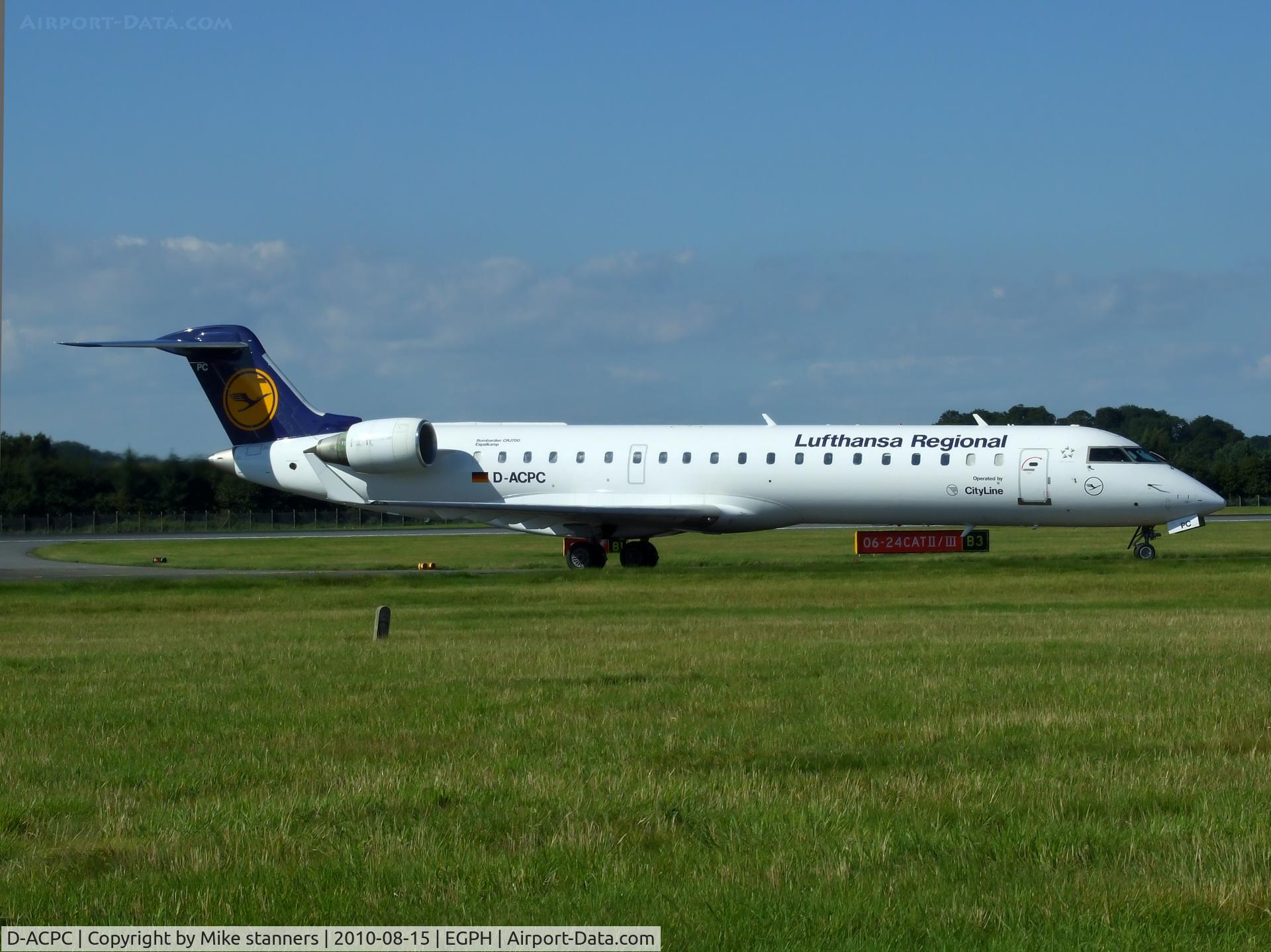 D-ACPC, 2001 Canadair CRJ-701ER (CL-600-2C10) Regional Jet C/N 10014, “Lufthansa 4948” Arrives at EDI From DUS