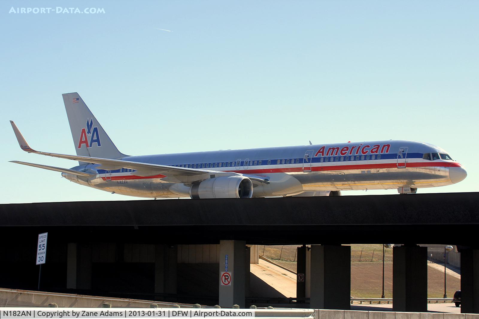 N182AN, 1999 Boeing 757-223 C/N 29592, American Airlines at DFW Airport