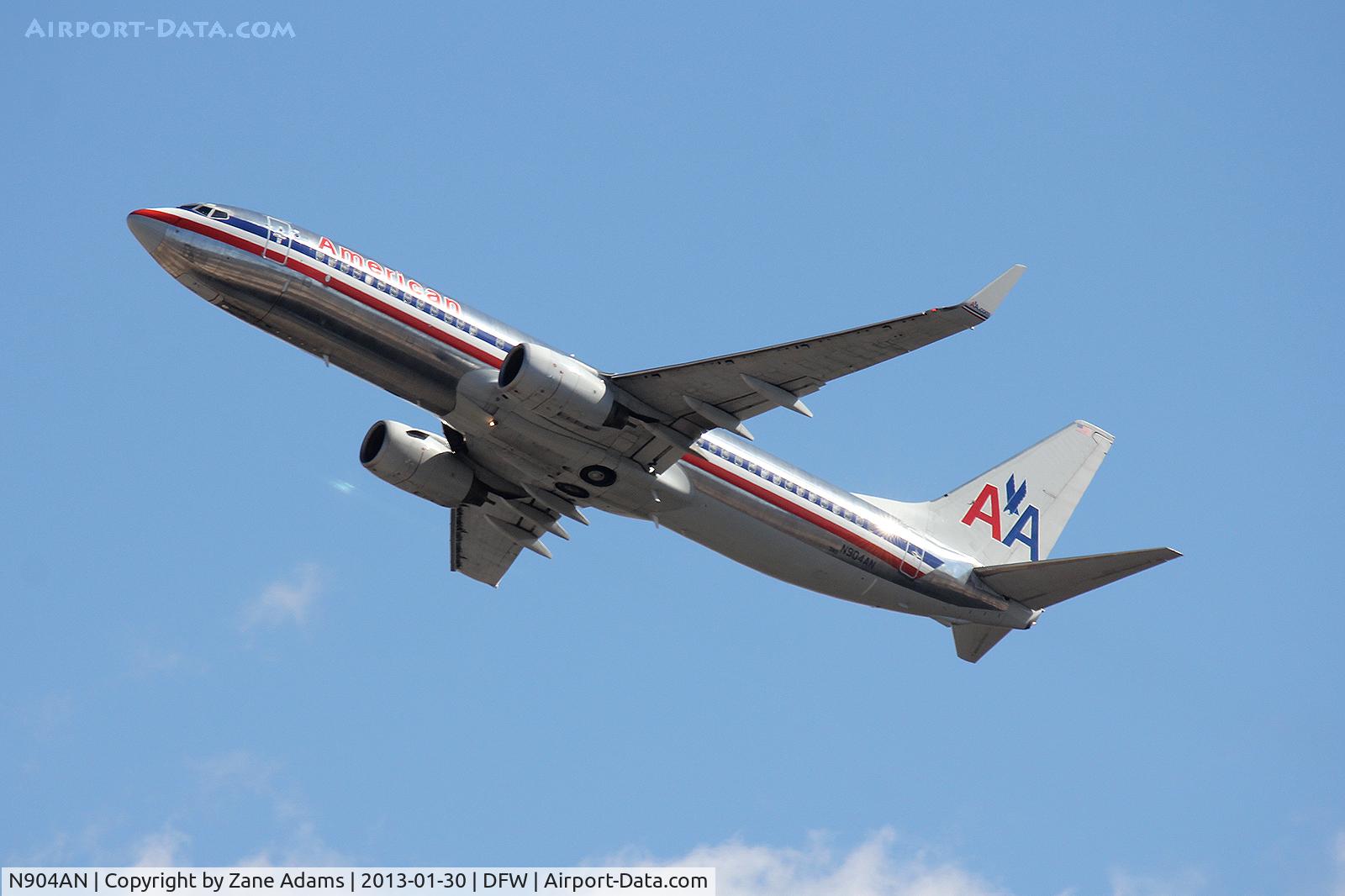 N904AN, 1999 Boeing 737-823 C/N 29506, American Airlines at DFW Airport