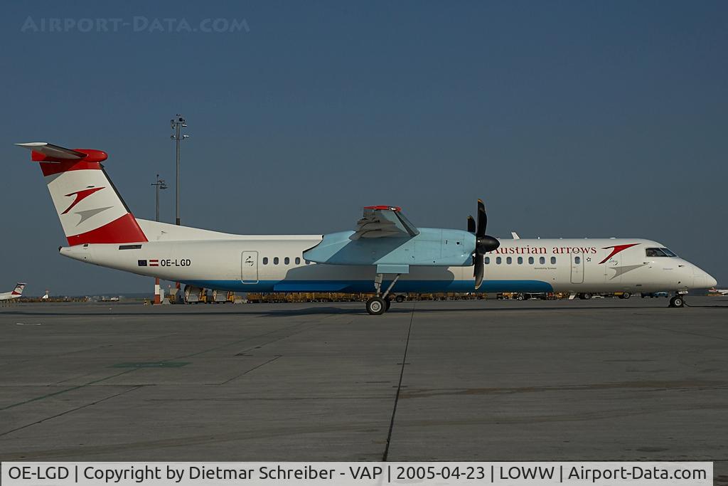 OE-LGD, 2000 De Havilland Canada DHC-8-402Q Dash 8 C/N 4027, Austrian Arrows Dash 8-400