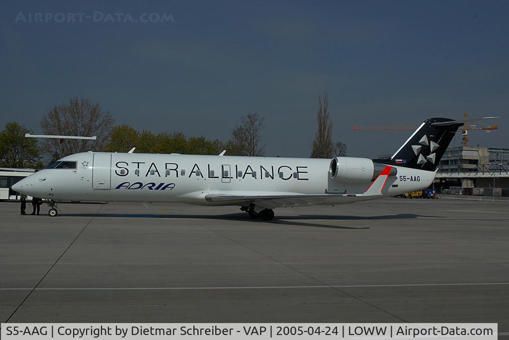 S5-AAG, 2000 Canadair CRJ-200LR (CL-600-2B19) C/N 7384, Adria Regionaljet