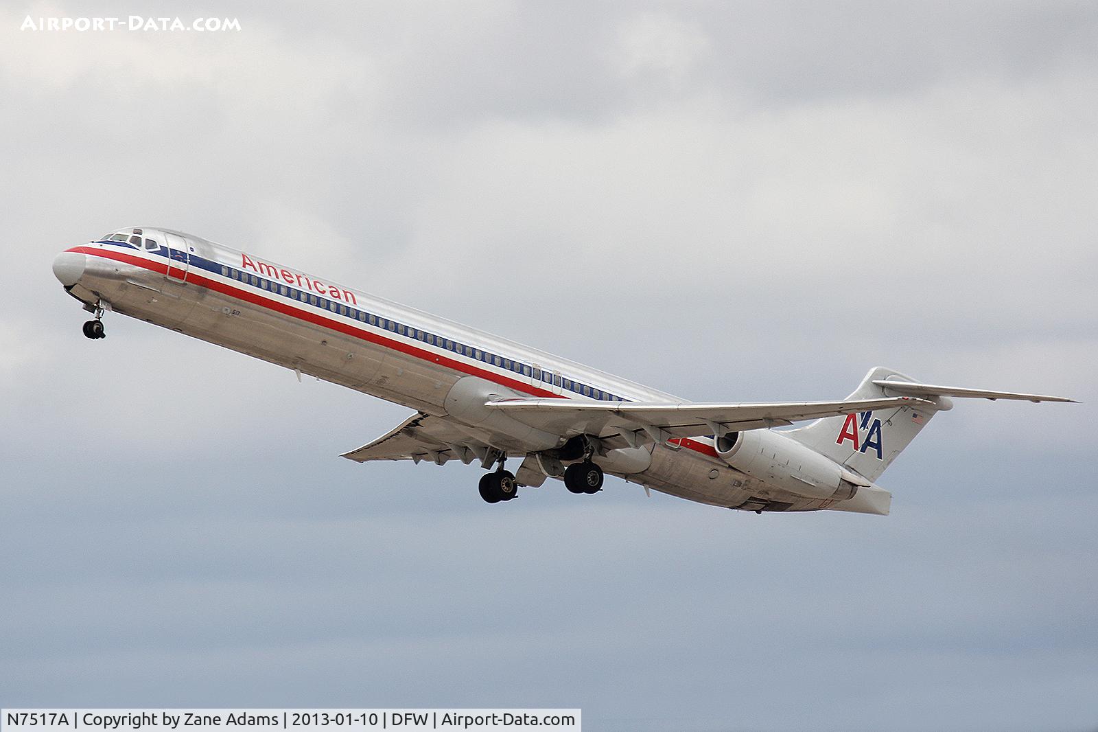 N7517A, 1990 McDonnell Douglas MD-82 (DC-9-82) C/N 49894, American Airlines at DFW Airport