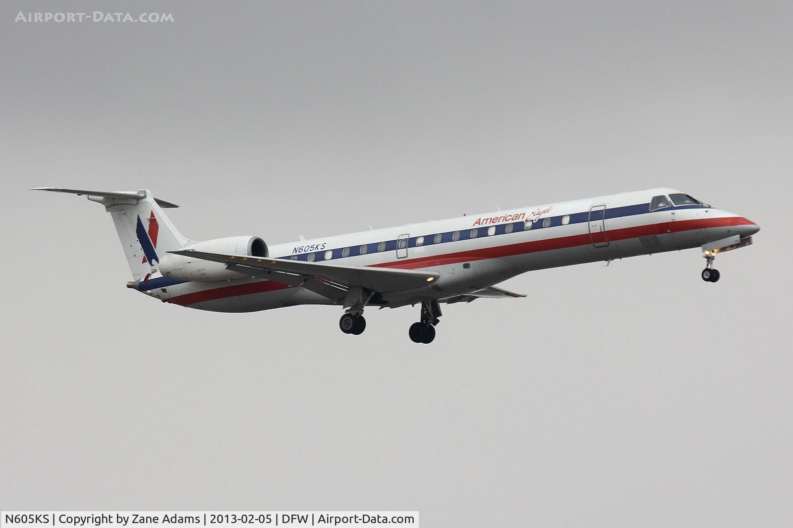N605KS, 1998 Embraer ERJ-145LR (EMB-145LR) C/N 145059, American Eagle at DFW Airport