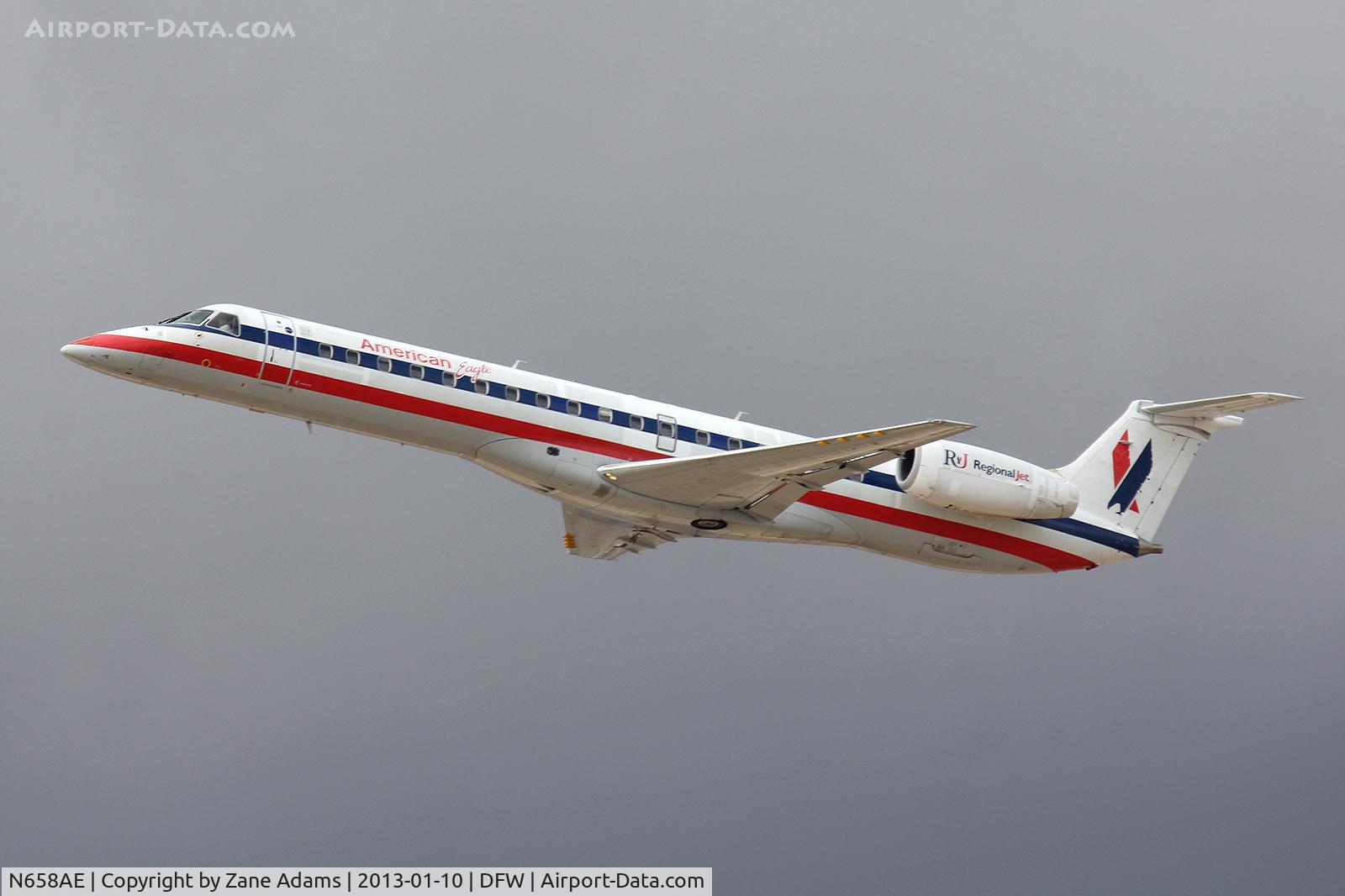 N658AE, 2003 Embraer ERJ-145LR (EMB-145LR) C/N 145760, American Eagle at DFW Airport
