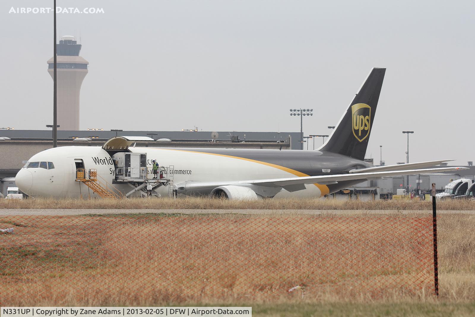 N331UP, 1999 Boeing 767-34AF C/N 27757, UPS at DFW Airport