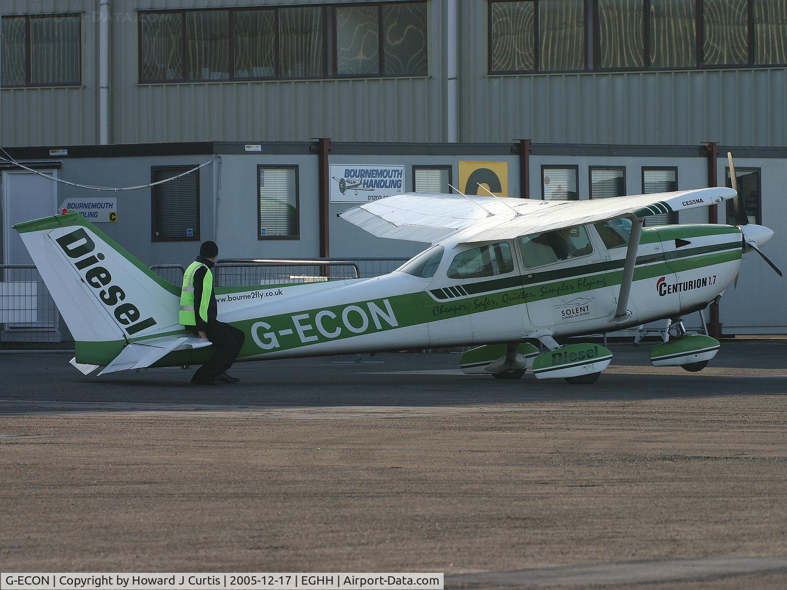 G-ECON, 1975 Cessna 172M Skyhawk C/N 172-64490, Privately owned.