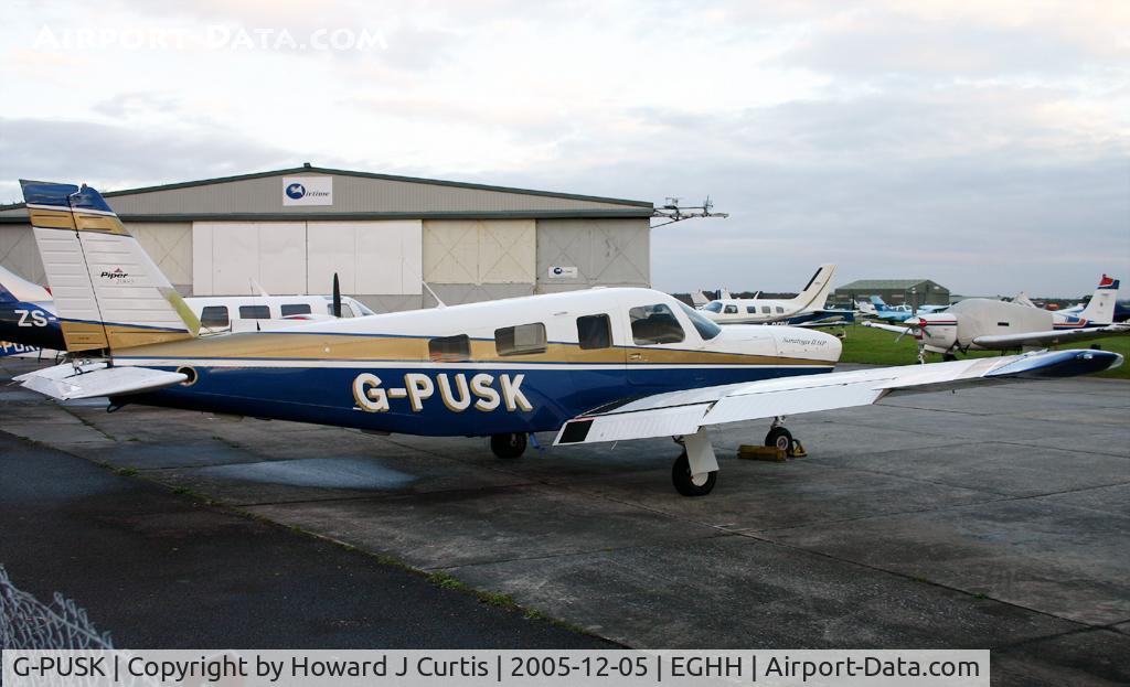 G-PUSK, 2000 Piper PA-32R-301 Saratoga II HP C/N 32-46163, Privately owned.