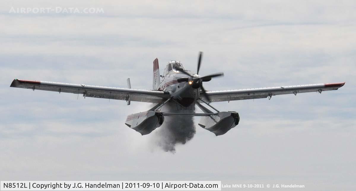 N8512L, 2004 Air Tractor Inc AT-802 C/N 802-0170, Water drop at Moosehead Lake ME