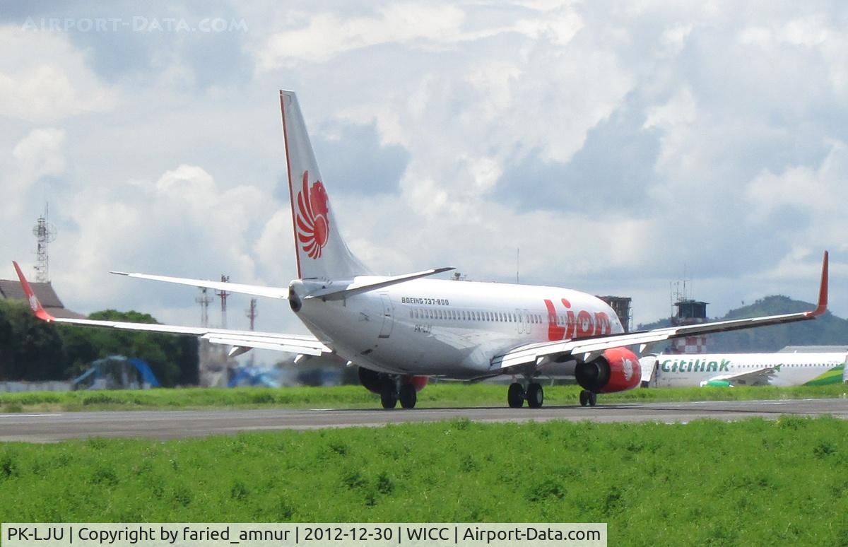 PK-LJU, 2012 Boeing 737-8GP C/N 37294, PK-LJU