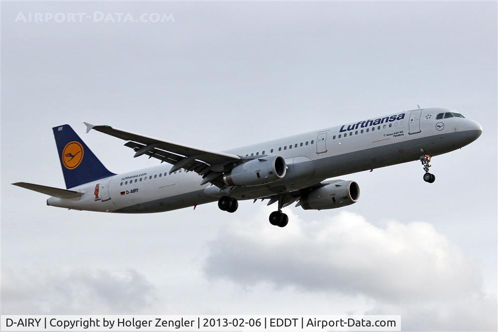 D-AIRY, 1998 Airbus A321-131 C/N 0901, Coming down on TXL from VKO.....