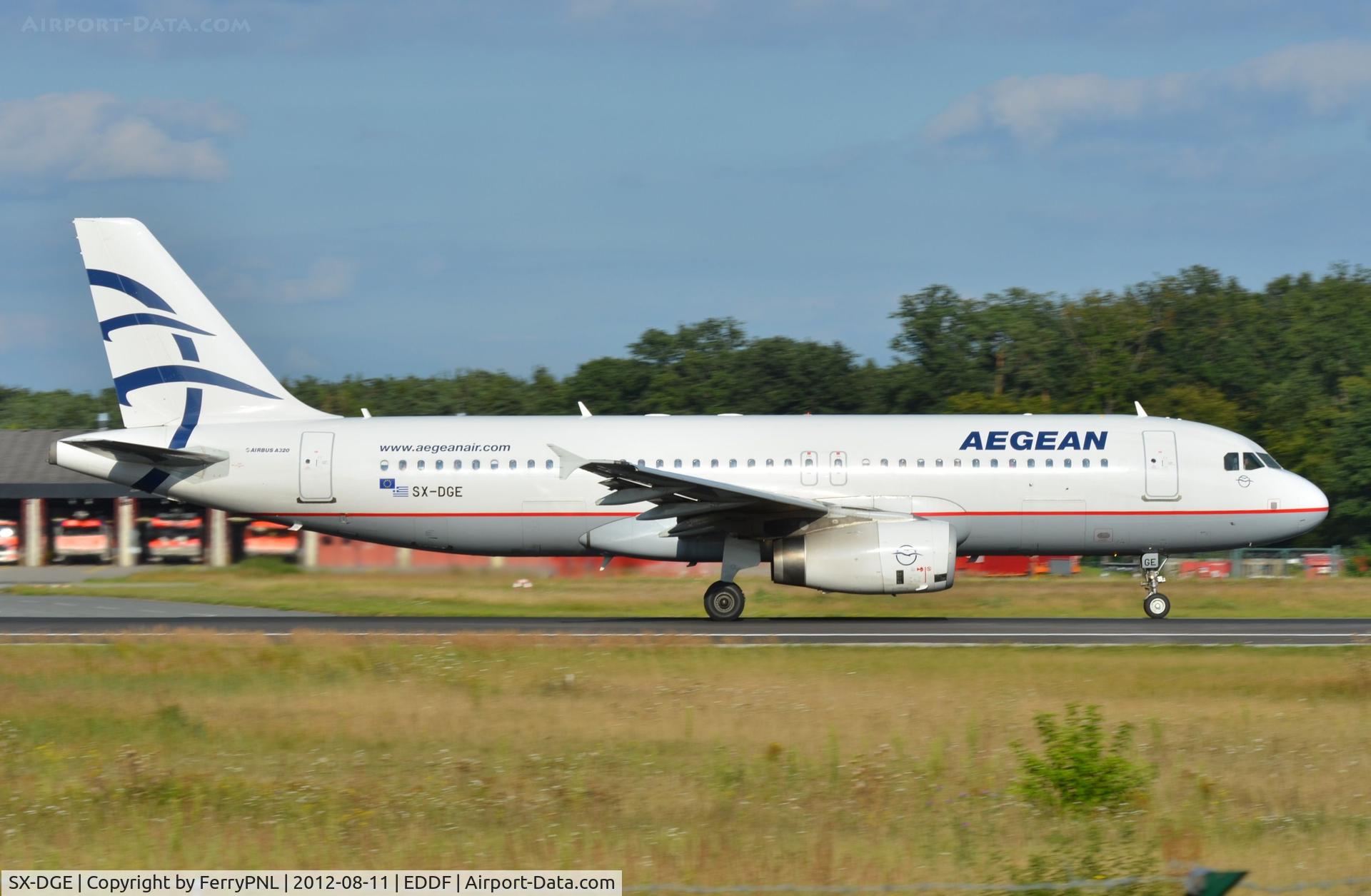SX-DGE, 2009 Airbus A320-232 C/N 3990, Aegean A320 taking of for Greece